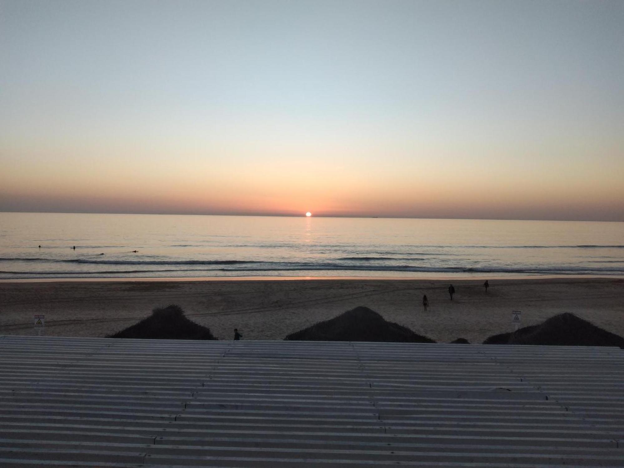 Ferienwohnung The View - Sea, Surf And Lisbon Costa da Caparica Exterior foto